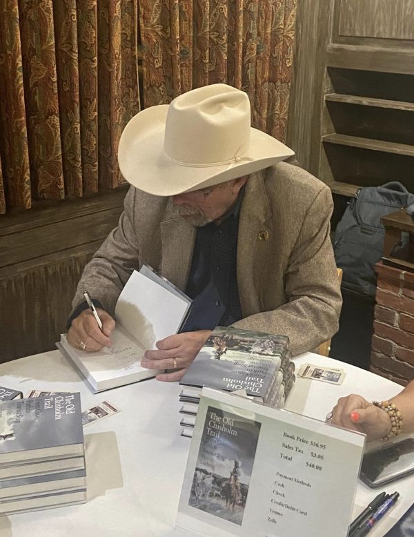 wayne ludwig signing sept23 2023 w